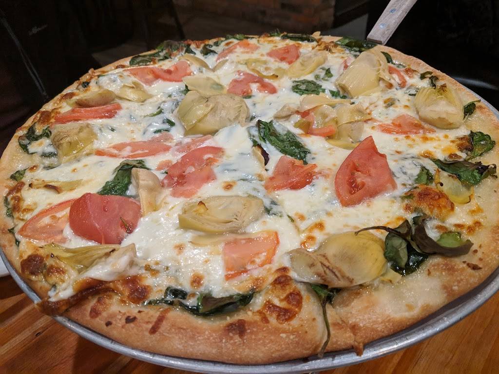 Louies | restaurant | 102 S Main St, Horseheads, NY 14845, USA | 6077394555 OR +1 607-739-4555