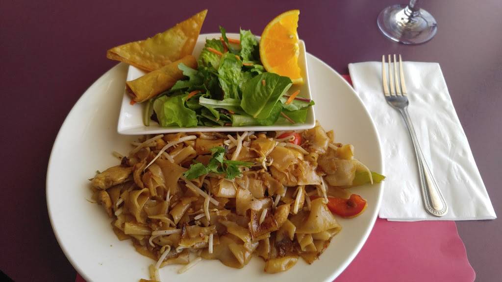 Siam Nara Thai Cuisine | restaurant | 8993 Mira Mesa Blvd, San Diego, CA 92126, USA | 8585661300 OR +1 858-566-1300