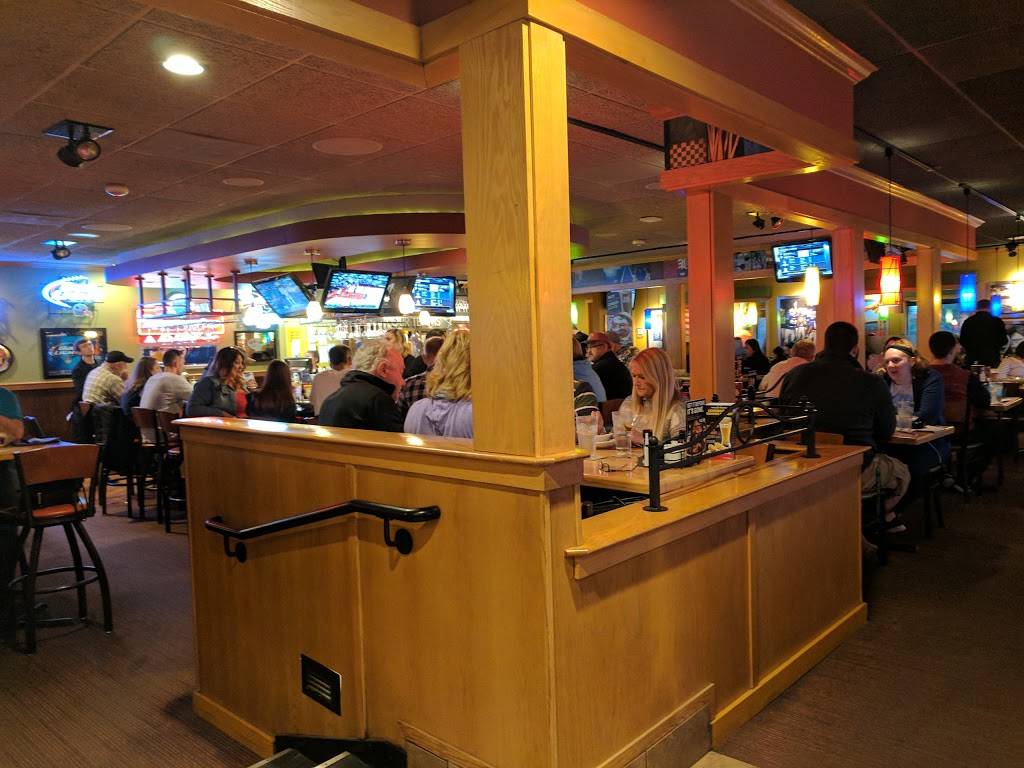 Applebees Grill + Bar | restaurant | 251 Kennedy Memorial Dr, Waterville, ME 04901, USA | 2078726702 OR +1 207-872-6702