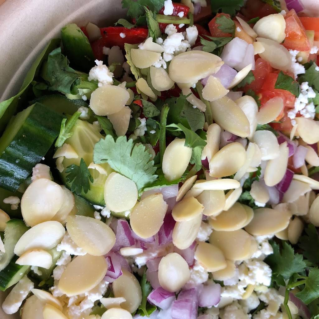 Freshii | restaurant | 84 Clair Rd E #1, Guelph, ON N1L 0G6, Canada | 2263141561 OR +1 226-314-1561