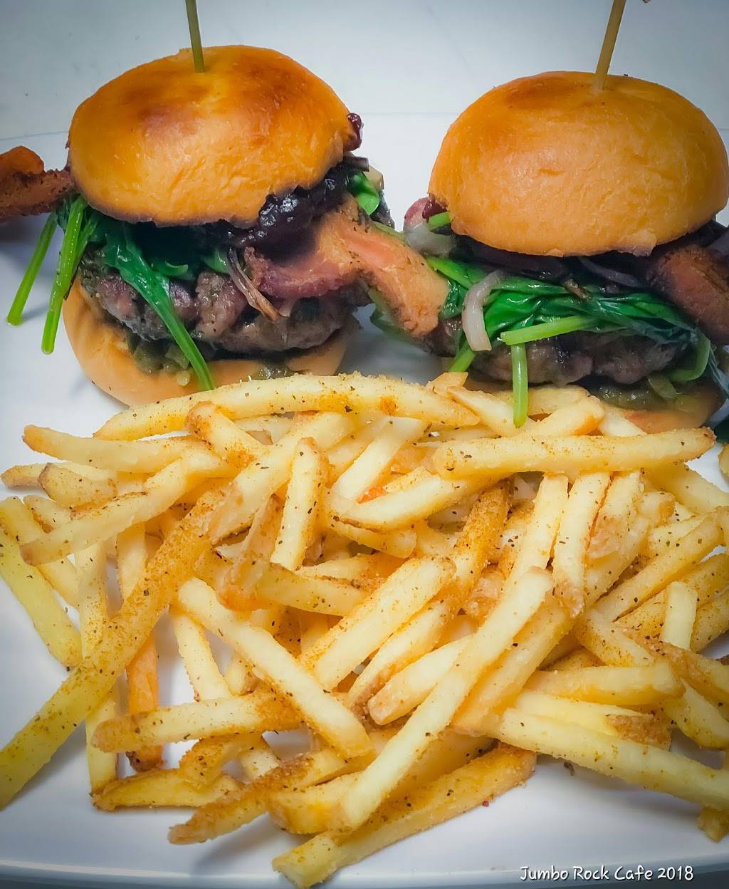 Jumbo Rock Cafe & Restaurant | cafe | 73777 Twentynine Palms Highway, Twentynine Palms, CA 92277, USA | 7603612420 OR +1 760-361-2420