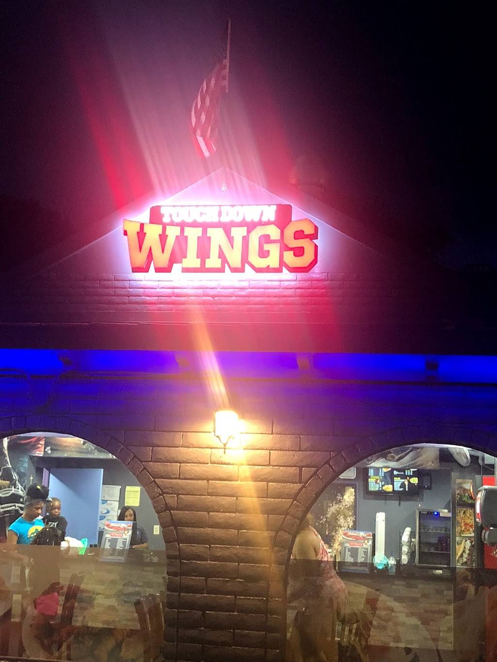 Touchdown Wings | restaurant | 4921 Brainerd Rd, Chattanooga, TN 37411, USA | 4235088682 OR +1 423-508-8682