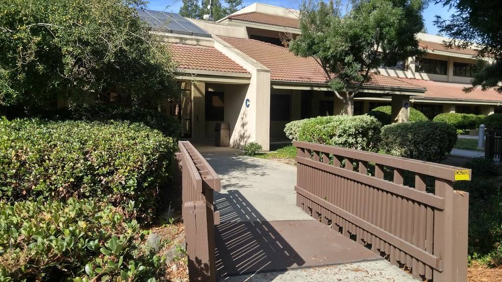 The River Oaks Cafe (Open to the Public - VTA Cafe) | cafe | C, 3331 N 1st St, San Jose, CA 95134, USA | 4089550951 OR +1 408-955-0951