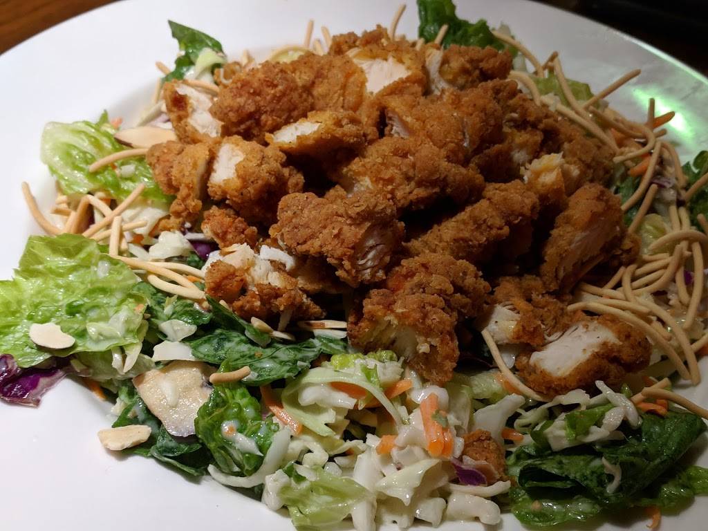 Applebees Grill + Bar | restaurant | 1041 Admiral Callaghan Ln, Vallejo, CA 94591, USA | 7075580824 OR +1 707-558-0824