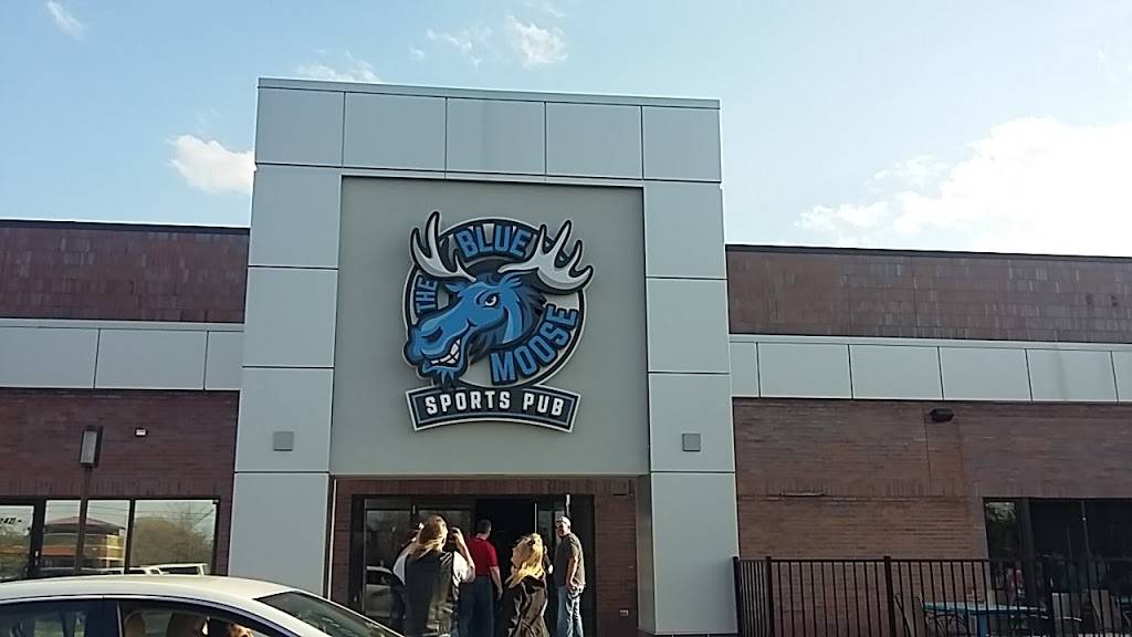 The Blue Moose Sports Pub | restaurant | 6240 28th St SE, Grand Rapids, MI 49546, USA | 6167346333 OR +1 616-734-6333