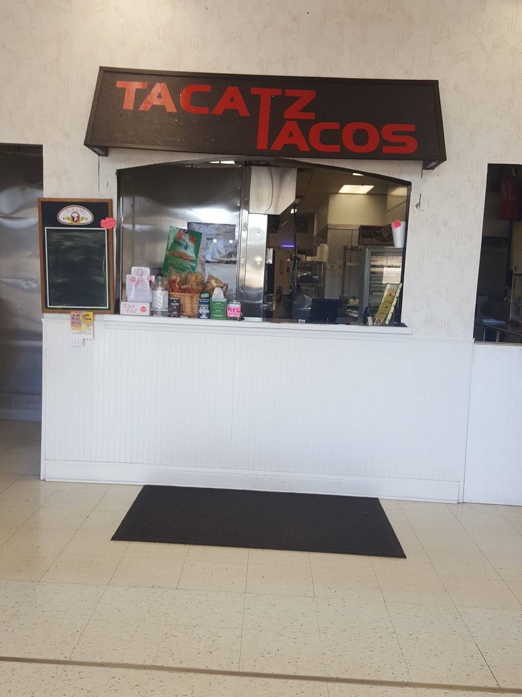 Tacatz Tacos | restaurant | 1479 E State St, Geneva, IL 60134, USA | 6304575555 OR +1 630-457-5555