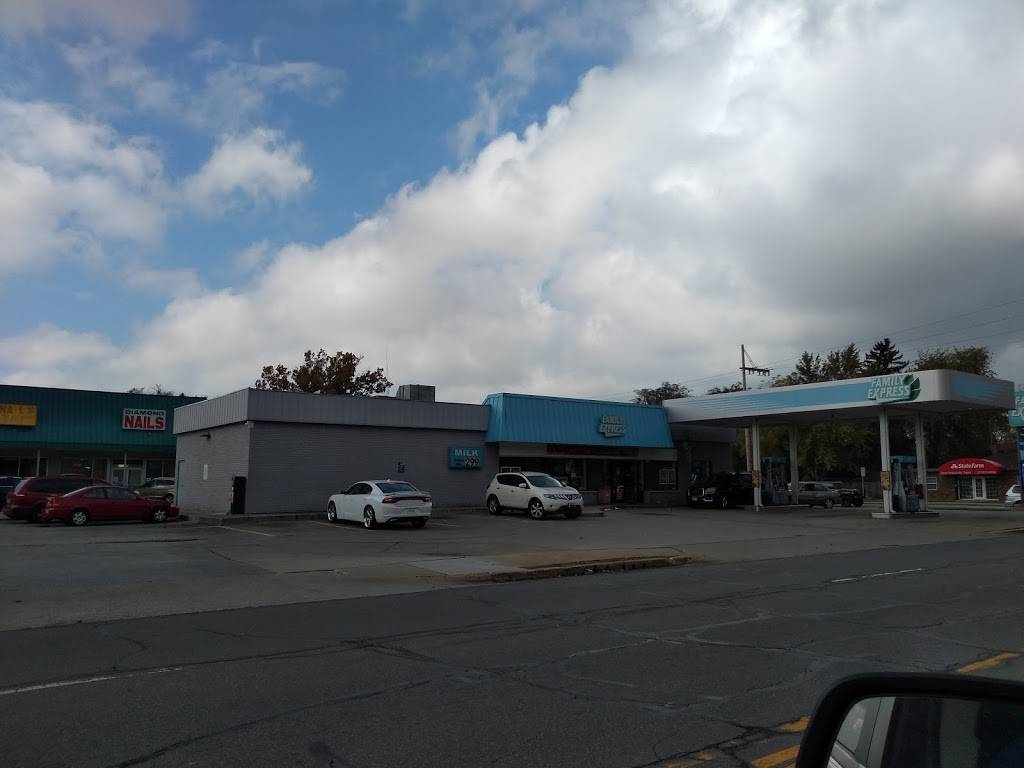 Family Express | restaurant | 3201 Franklin St, Michigan City, IN 46360, USA | 2198749437 OR +1 219-874-9437