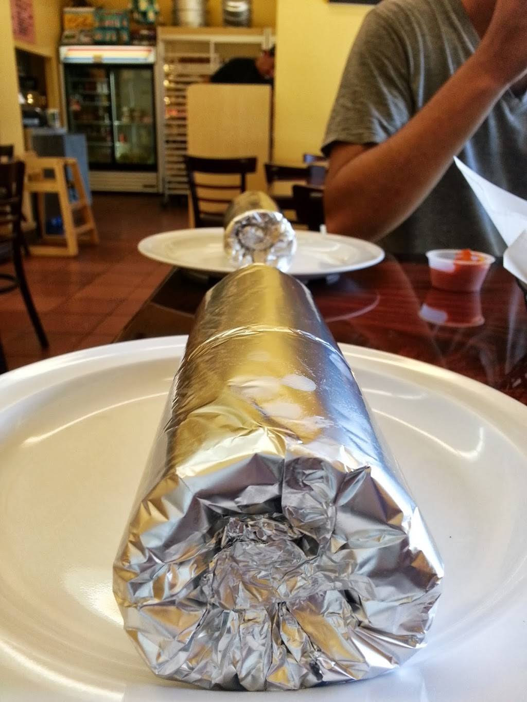 Super Cucas Taqueria | restaurant | 2030 Cliff Dr #1a, Santa Barbara, CA 93109, USA | 8059663863 OR +1 805-966-3863