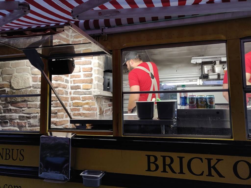 Brickovenbus.com | restaurant | St Paul, MN 55107, USA | 6514403070 OR +1 651-440-3070