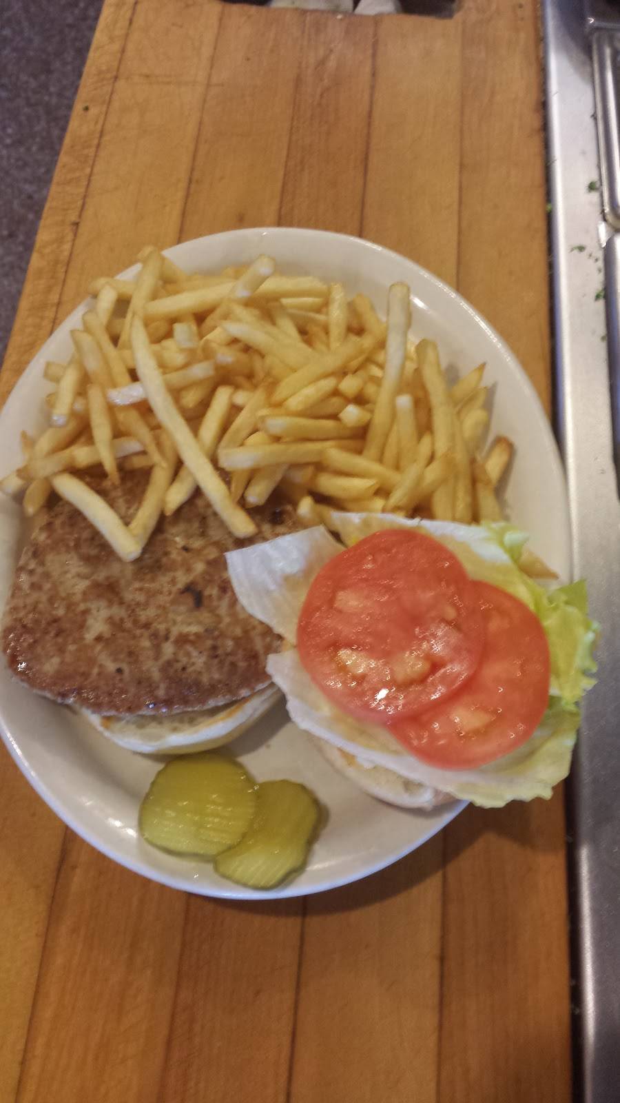 Helens Kitchen | restaurant | 4187 Transit Rd, Williamsville, NY 14221, USA | 7166338129 OR +1 716-633-8129