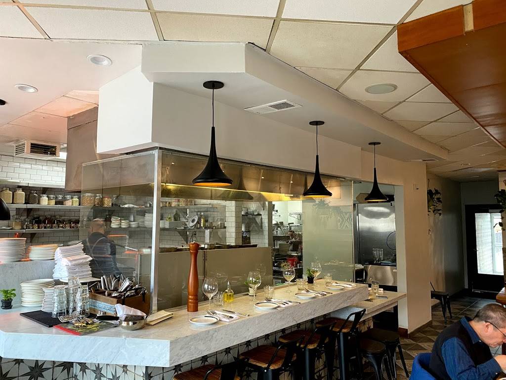 Brava Garden Eatery | night club | 724 Main St, Pleasanton, CA 94566, USA | 9253988665 OR +1 925-398-8665