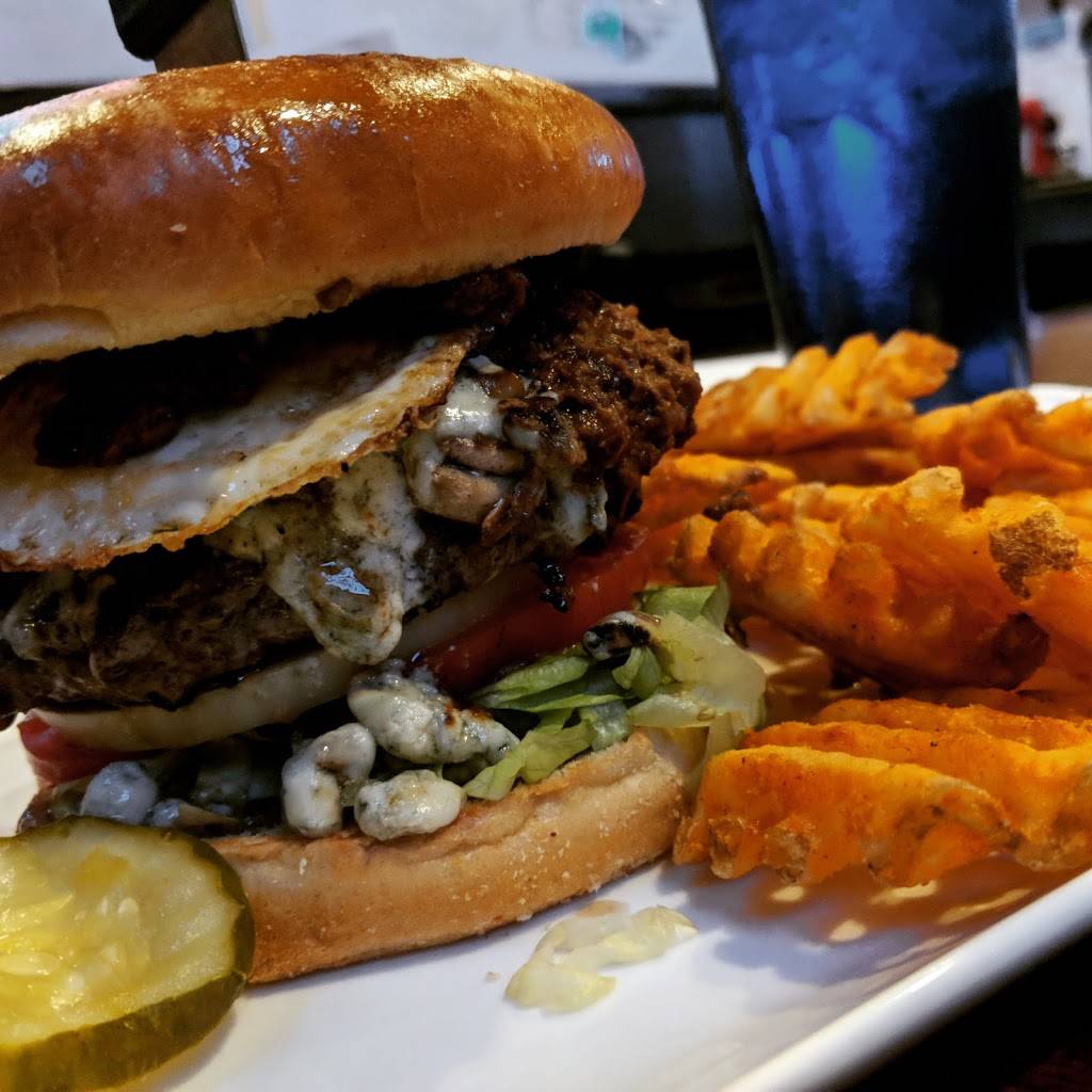 Old Detroit Bar and Grille | restaurant | 741 S Lapeer Rd, Lake Orion, MI 48362, USA | 2488148109 OR +1 248-814-8109