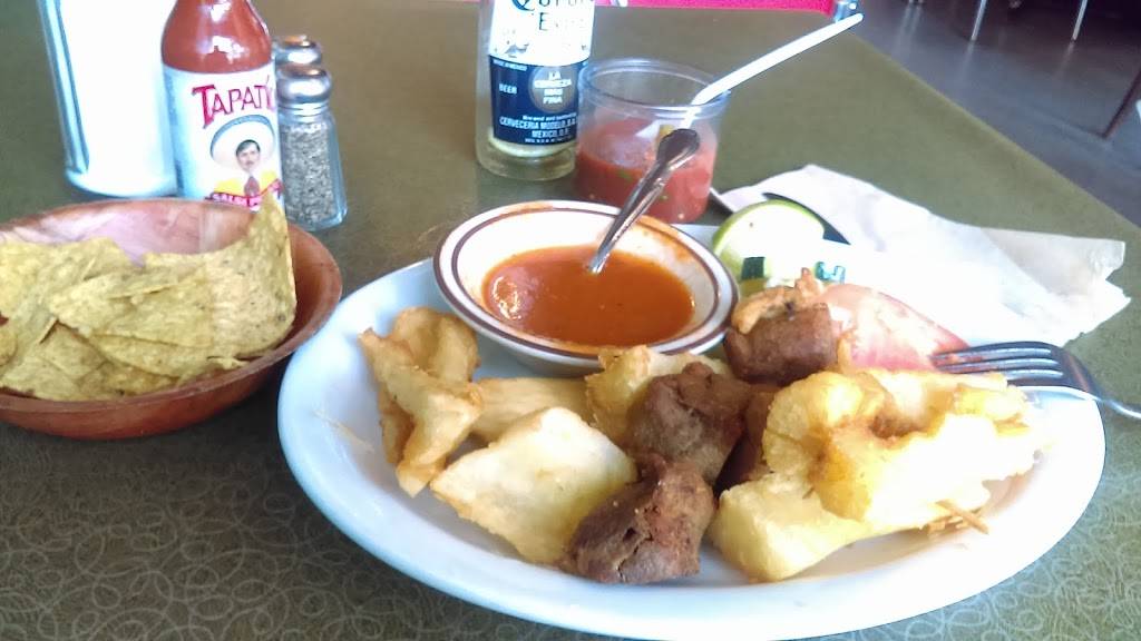 Las Palmeras | restaurant | 2723 Mission St, San Francisco, CA 94110, USA | 4152857796 OR +1 415-285-7796