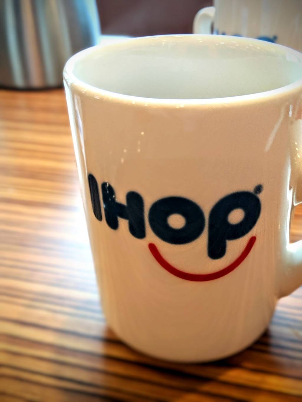 IHOP | restaurant | 24290 Liberty Harvest Ct, Sterling, VA 20166, USA | 7033270456 OR +1 703-327-0456