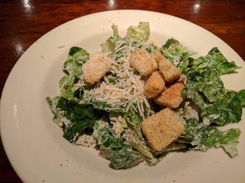 Johnny Carinos | restaurant | 620 Harvey Rd, College Station, TX 77840, USA | 9797647374 OR +1 979-764-7374