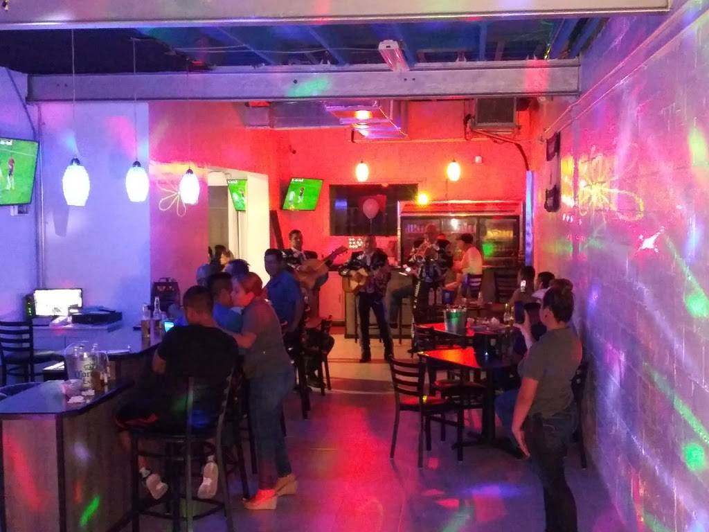 El Pulgarcito Restaurant & Bar | restaurant | 29 S Dixie Hwy, Lake Worth, FL 33460, USA | 5614105852 OR +1 561-410-5852