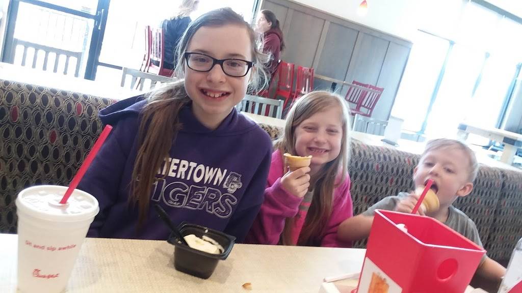 Chick-fil-A Nolensville Pike | restaurant | 5805 Nolensville Pike, Nashville, TN 37211, USA | 6153317723 OR +1 615-331-7723