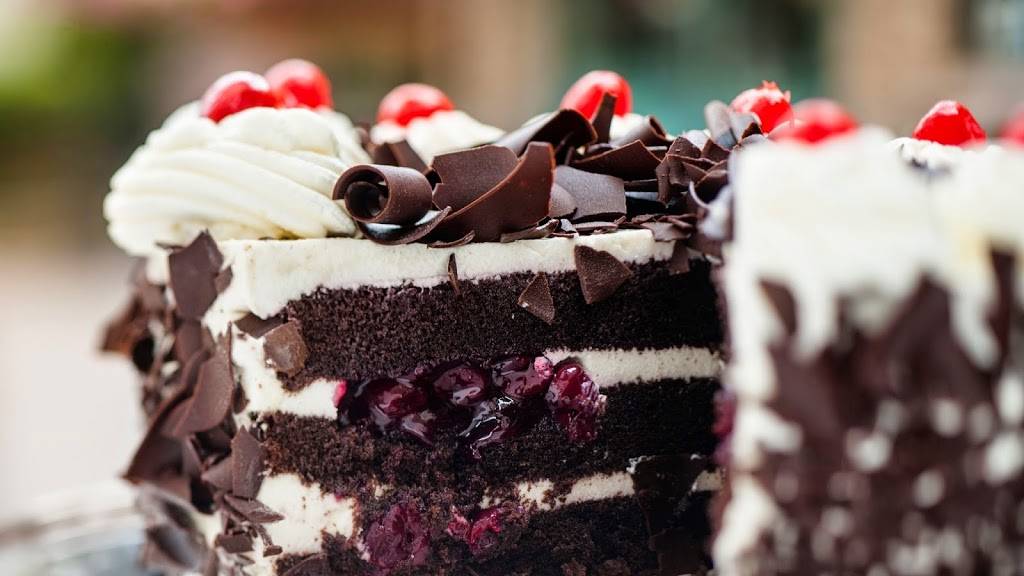 Biergarten Restaurant | restaurant | 1510 Avenue of the Stars, Orlando, FL 32836, USA | 4079393463 OR +1 407-939-3463