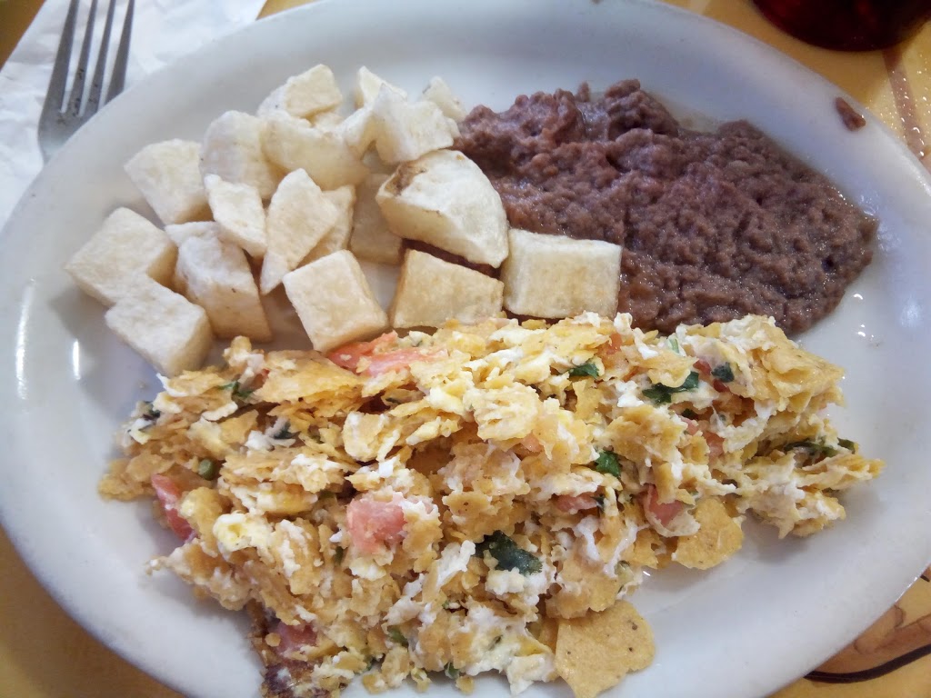 Taqueria Vallarta 9 | restaurant | 302 S Esplanade St, Cuero, TX 77954, USA | 3612756139 OR +1 361-275-6139