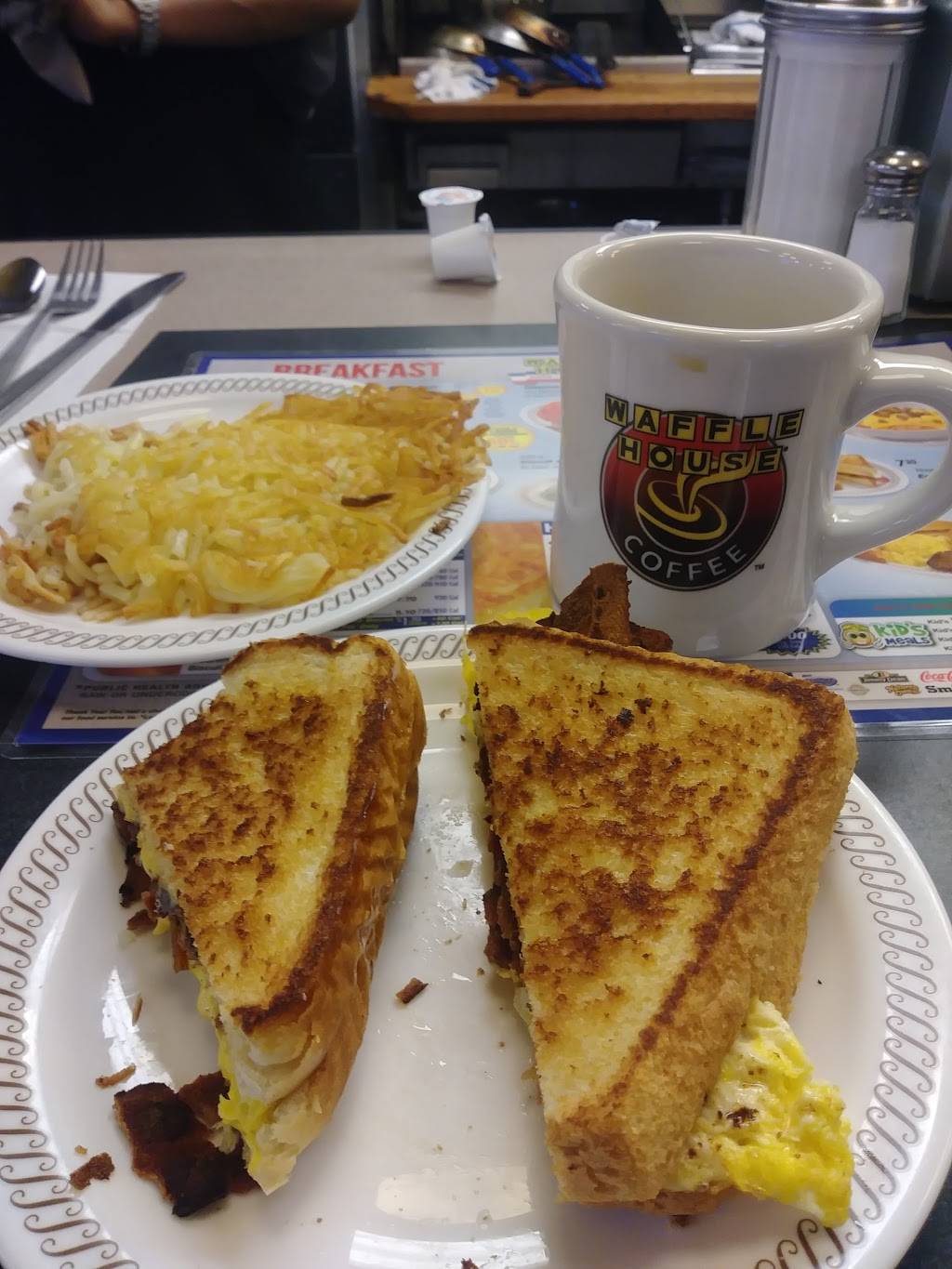 Waffle House | meal takeaway | 959 Nasa, Rd 1, Webster, TX 77598, USA | 2813326722 OR +1 281-332-6722