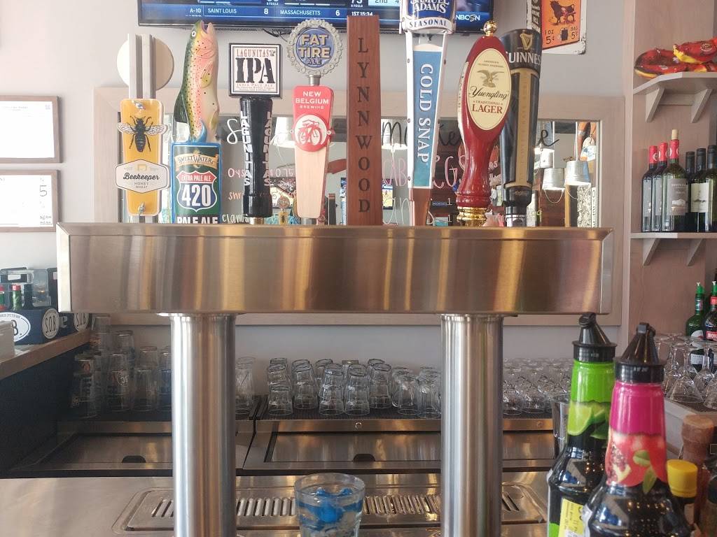 Shuckin Shack Oyster Bar | restaurant | Erwin Square, 2200 W Main St A-140, Durham, NC 27705, USA | 9842197337 OR +1 984-219-7337