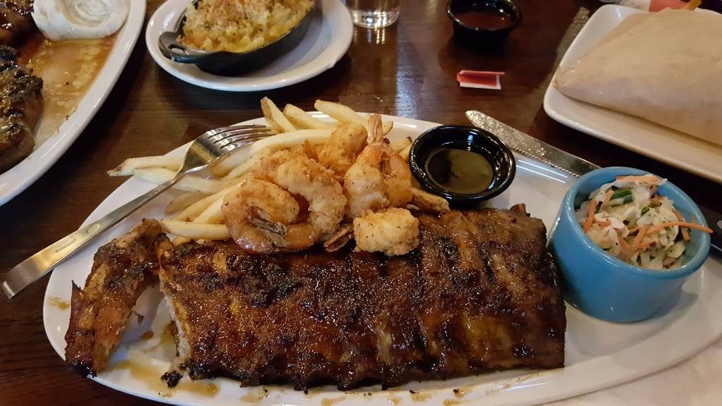 TGI Fridays | restaurant | 3060 NY-50, Saratoga Springs, NY 12866, USA | 5185814012 OR +1 518-581-4012