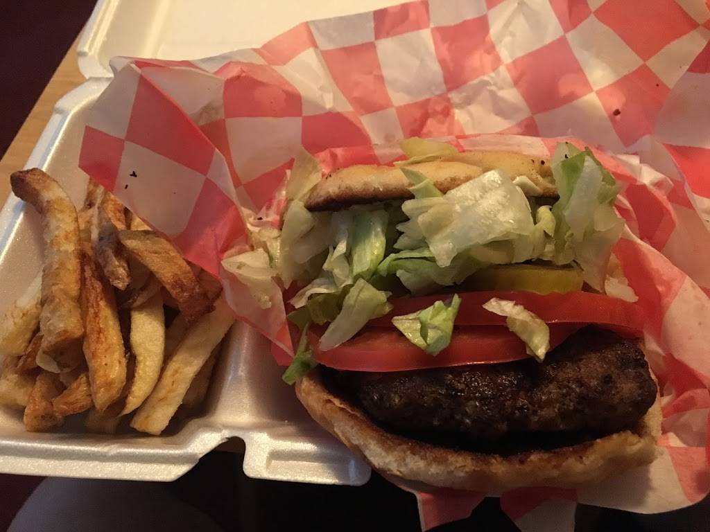 The Station Pizza and Subs | restaurant | 104 S Fordyce St, Blooming Grove, TX 76626, USA | 9036950705 OR +1 903-695-0705