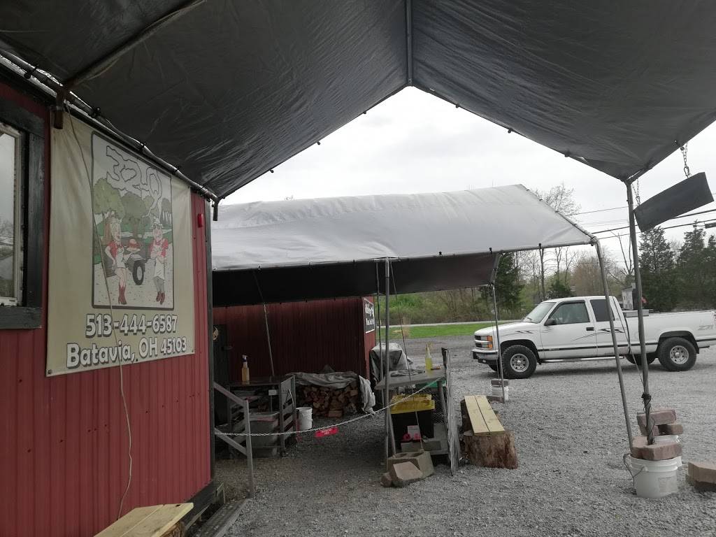 32-Q | restaurant | 4100 Half-Acre Rd, Batavia, OH 45103, USA | 5134446587 OR +1 513-444-6587