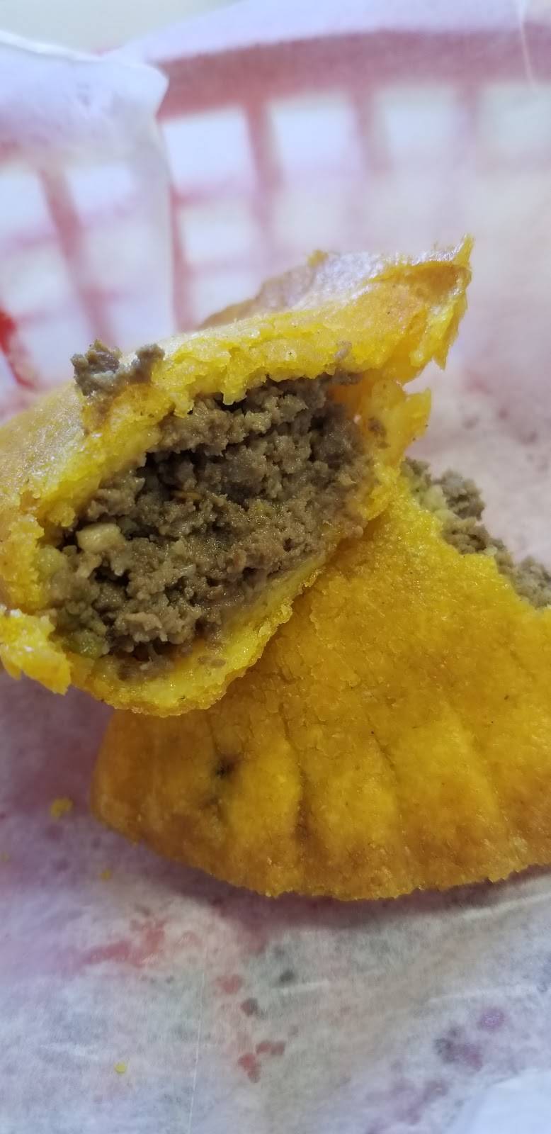 Empanada King | restaurant | 4835 Eau Gallie Blvd, Melbourne, FL 32934, USA | 5613858404 OR +1 561-385-8404