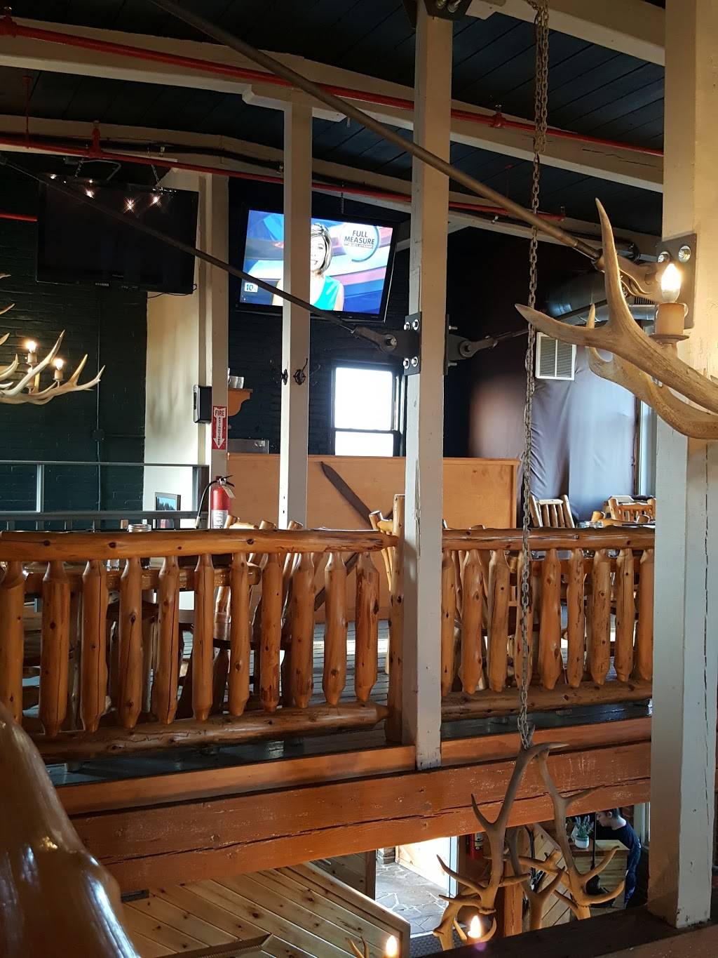 The Tipsy Toboggan | restaurant | 75 Ferry St, Fall River, MA 02721, USA | 5085670550 OR +1 508-567-0550