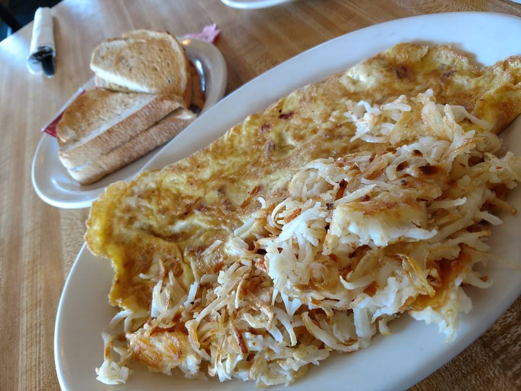 Dimitris Family Restaurants | restaurant | 10945 Lorain Ave, Cleveland, OH 44111, USA | 2162523636 OR +1 216-252-3636