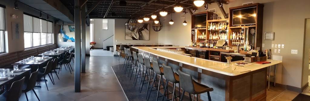 Magnolia Blue | restaurant | 1807 N Main St, High Point, NC 27262, USA | 3368852583 OR +1 336-885-2583