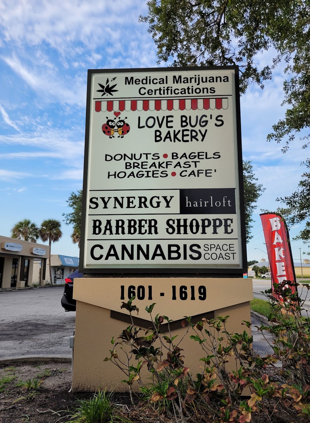 Love Bugs Bakery | bakery | 1609 S Wickham Rd, West Melbourne, FL 32904, USA | 3217222253 OR +1 321-722-2253