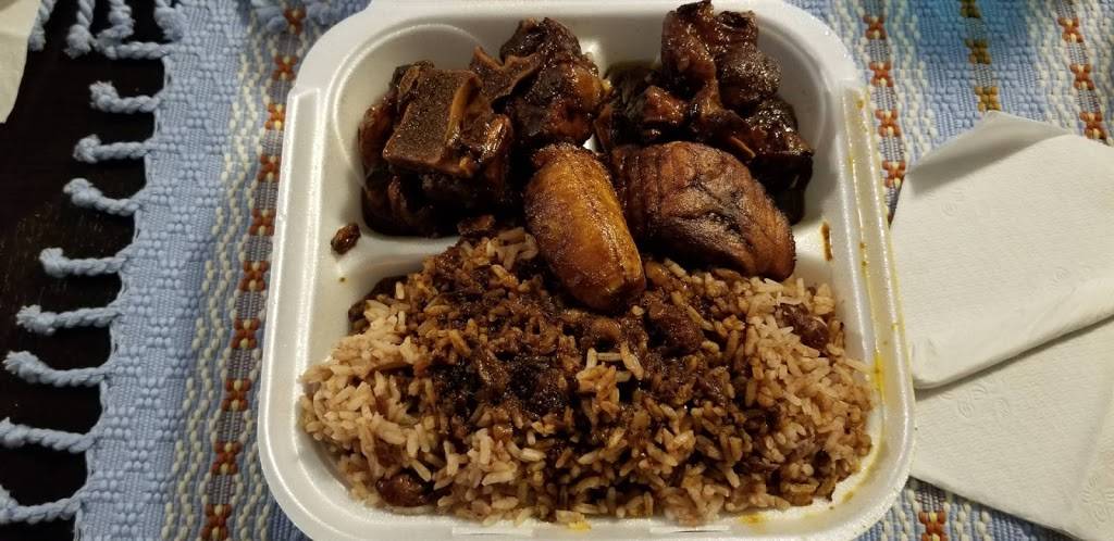 C&S Caribbean Restaurant & Grocery | restaurant | 18450 Pines Blvd, Pembroke Pines, FL 33029, USA | 9542390638 OR +1 954-239-0638