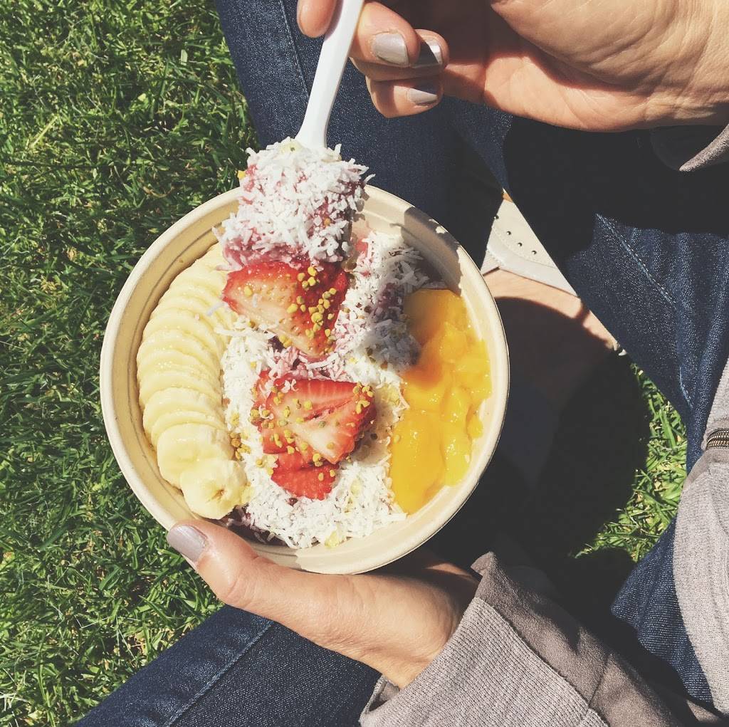 Robeks Fresh Juices & Smoothies | meal takeaway | 1403 Research Blvd, Rockville, MD 20850, USA | 2403868468 OR +1 240-386-8468