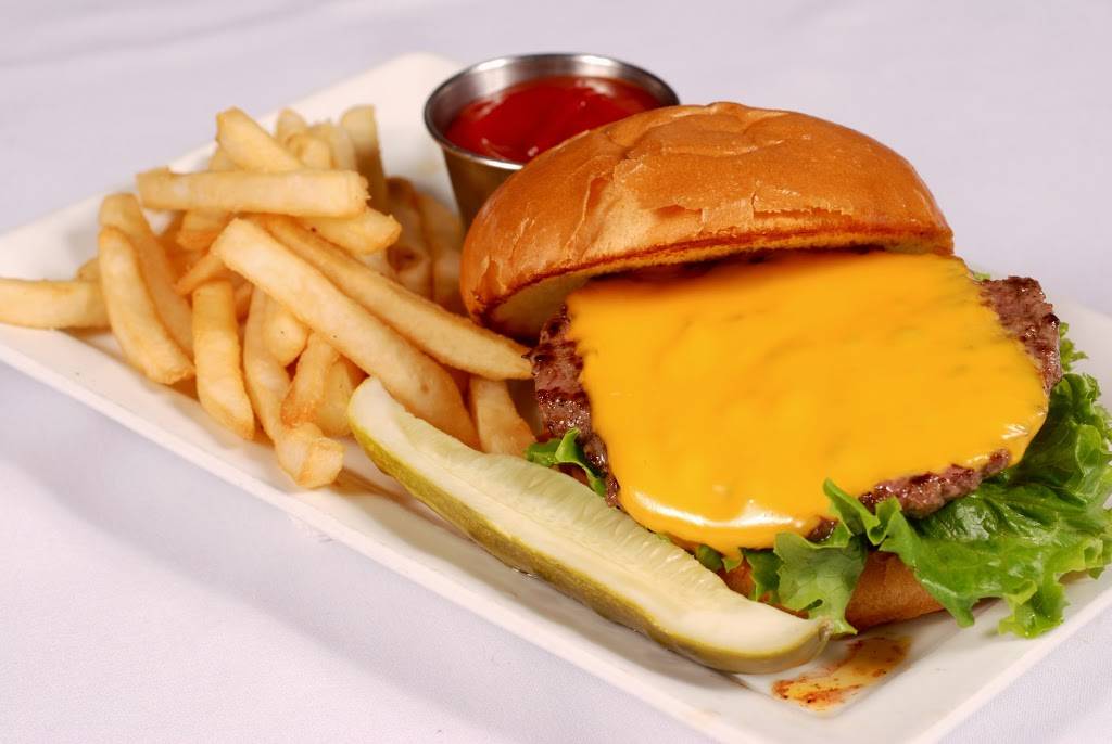 Axels Restaurant | restaurant | 1318 Sibley Memorial Hwy, Mendota, MN 55150, USA | 6516864840 OR +1 651-686-4840