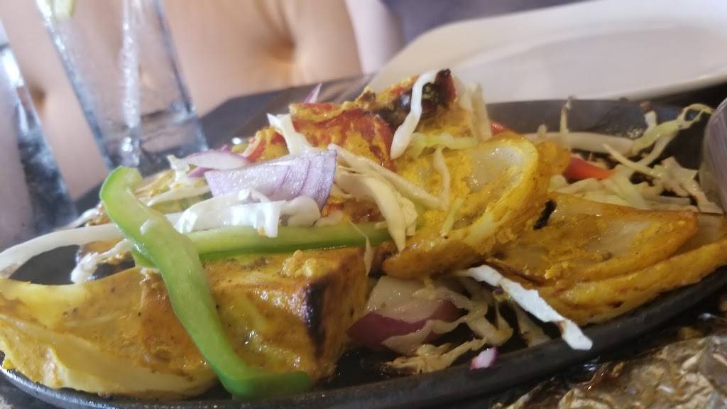 Saffron | restaurant | 2051, 327 Franklin Ave, Wyckoff, NJ 07481, USA | 2019042222 OR +1 201-904-2222