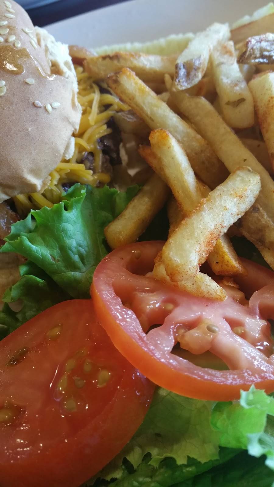 Starwood Cafe | restaurant | 26735 US-380 E, Aubrey, TX 76227, USA | 9723479511 OR +1 972-347-9511