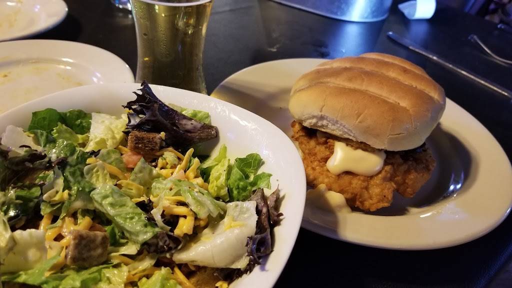 Silos | restaurant | 4 W Main St, Treynor, IA 51575, USA | 7124871311 OR +1 712-487-1311