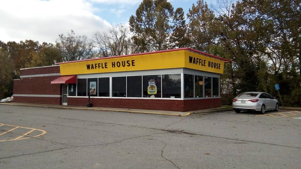 Waffle House | meal takeaway | 380 N, TN-109, Lebanon, TN 37090, USA | 6155470409 OR +1 615-547-0409