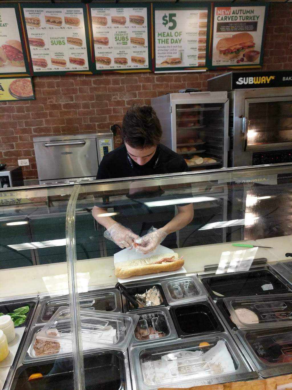 Subway | restaurant | 5955 Pine Ridge Rd, Naples, FL 34119, USA | 2394557987 OR +1 239-455-7987