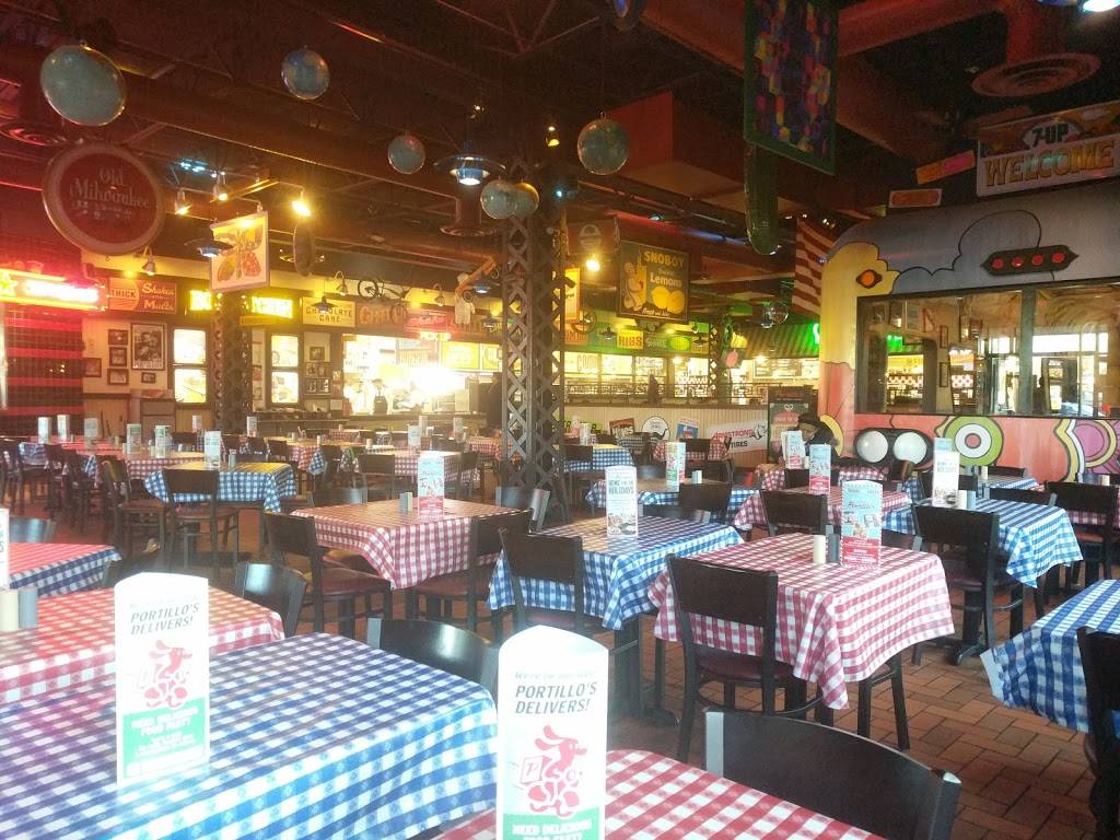 Portillos Hot Dogs | meal takeaway | 700 Lake Cook Rd, Deerfield, IL 60015, USA | 8475970010 OR +1 847-597-0010