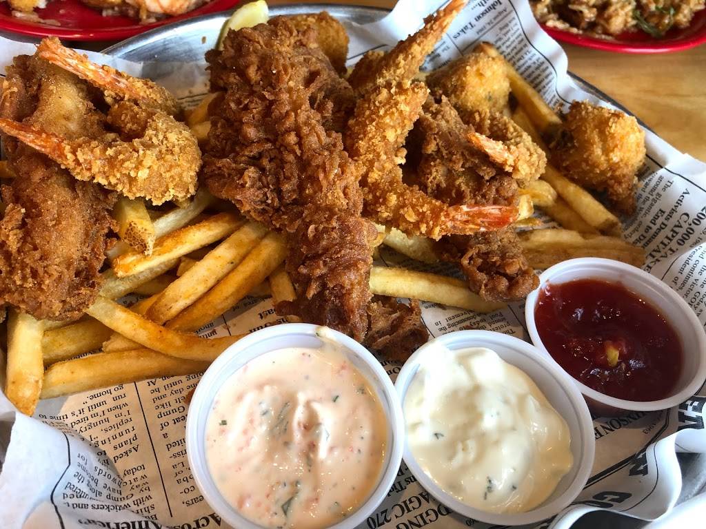 Bubba Gump Shrimp Co. | restaurant | 720 Cannery Row, Monterey, CA 93940, USA | 8313731884 OR +1 831-373-1884