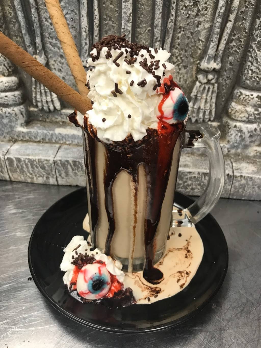 I Scream Sundae | restaurant | 516 W Main St, Ripley, WV 25271, USA | 3045324230 OR +1 304-532-4230