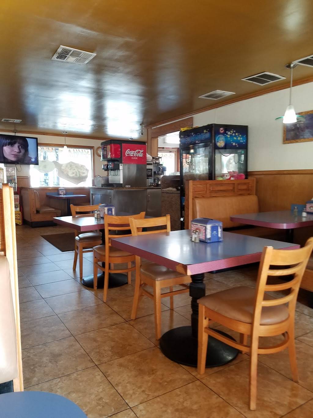 Lucky Guys | restaurant | 12801 Bellflower Blvd, Downey, CA 90242, USA | 5628033036 OR +1 562-803-3036