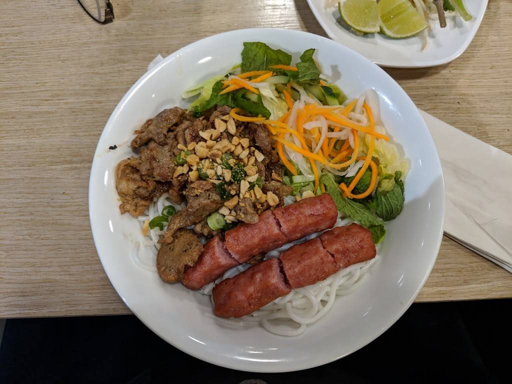 Pho Dui Bo | restaurant | 830 Upper James St #103, Hamilton, ON L9C 3A4, Canada | 9053886565 OR +1 905-388-6565