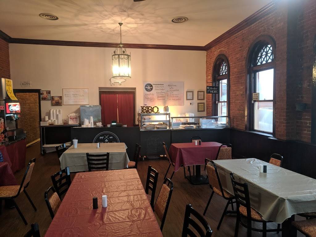 Dixons BBQ & Cheesecakes | restaurant | 365 Abel Ave, Decatur, TN 37322, USA | 4234540354 OR +1 423-454-0354