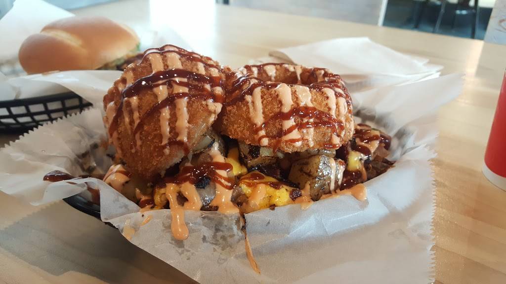 Seven Brothers Burgers | restaurant | 731 N Redwood Rd #100, Saratoga Springs, UT 84045, USA | 3853521200 OR +1 385-352-1200