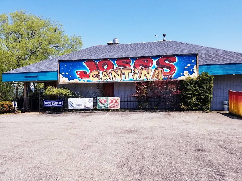 Joses Cantina | restaurant | 1101 N State St, St Ignace, MI 49781, USA | 9066431519 OR +1 906-643-1519