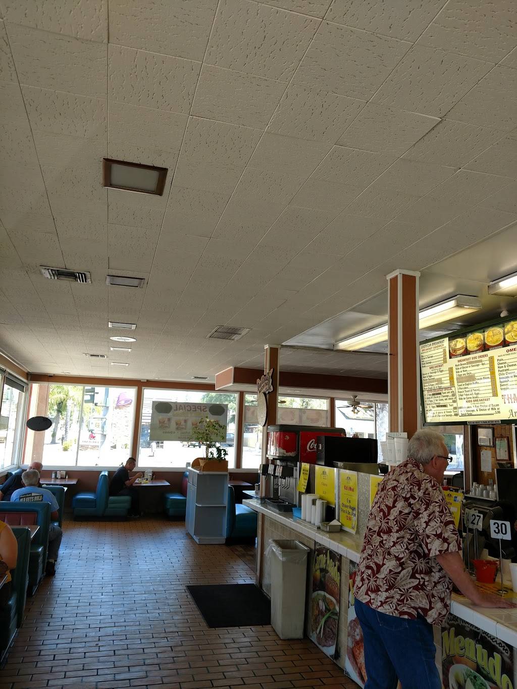 Don Carlos | restaurant | 300 E Commonwealth Ave, Fullerton, CA 92832, USA | 7144490156 OR +1 714-449-0156